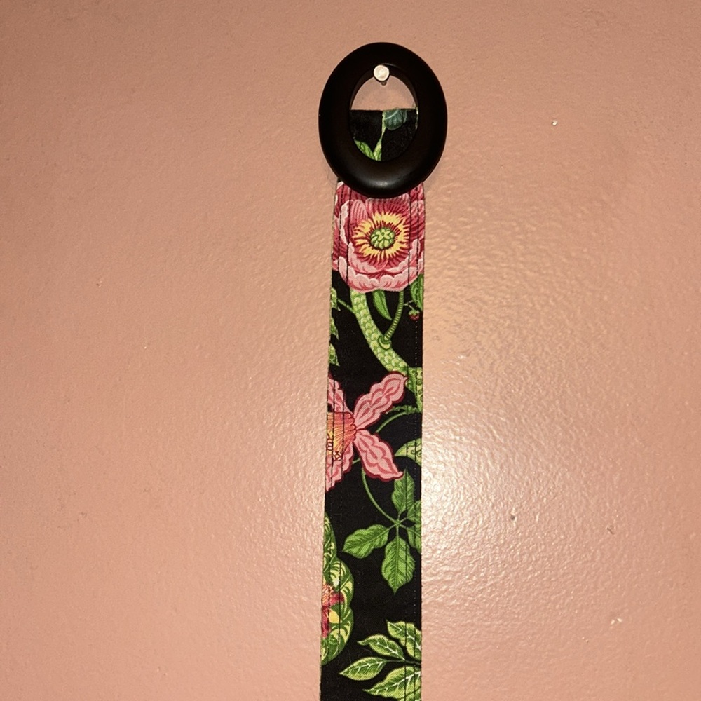 VERA BRADLEY REVERSIBLE BELT - Picture 2 of 8
